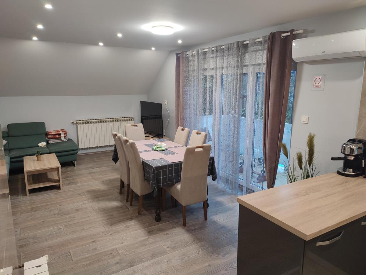Apartman President 크레핀스키타플리스 외부 사진